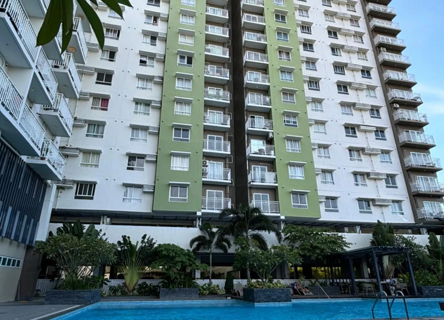 Mesatierra Garden Residences By Prime Staycation Davao Hotel apartamentowy